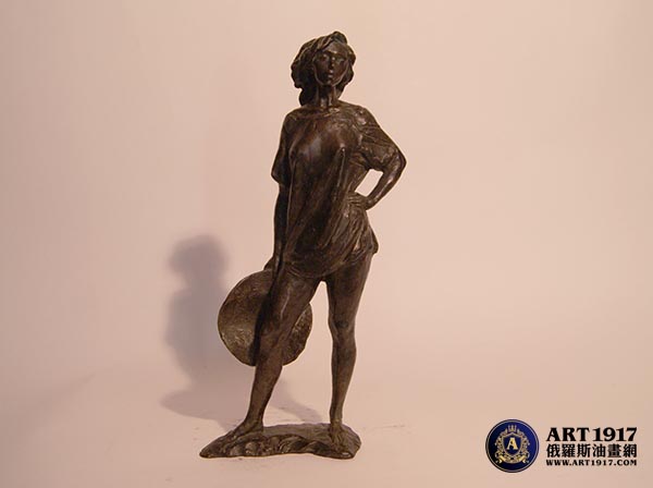 4.Лето в Крыму.在克里米亚的夏天.青铜雕塑.高度30 см .宽度 12 см  .jpg